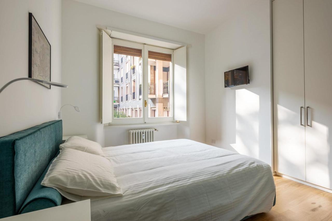 Spacious & Comfortable Apartment In Duomo By Easylife Милано Екстериор снимка