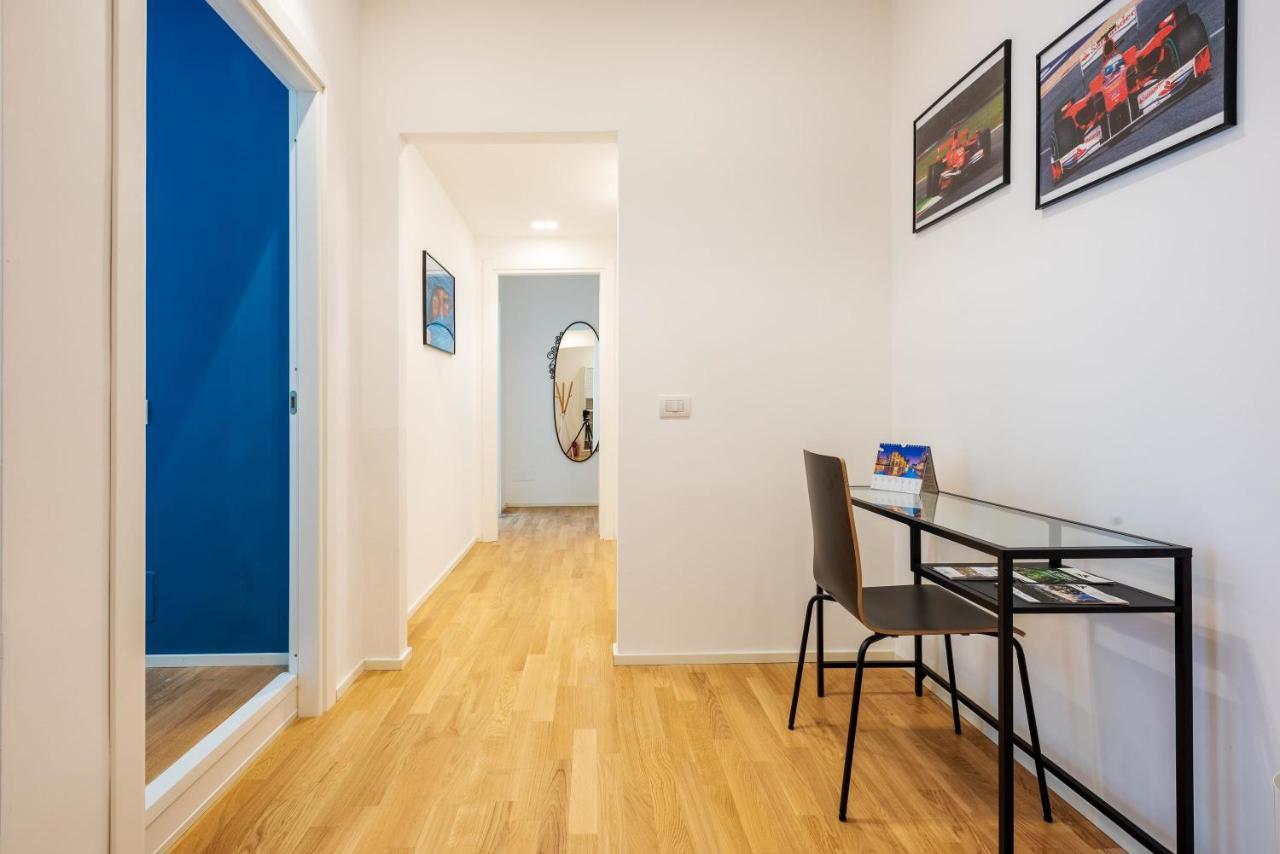 Spacious & Comfortable Apartment In Duomo By Easylife Милано Екстериор снимка